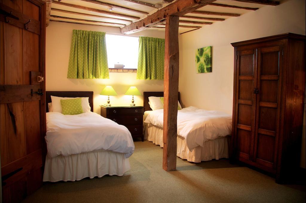 Colston Hall Farmhouse B&B แฟรมลิงงัม ห้อง รูปภาพ