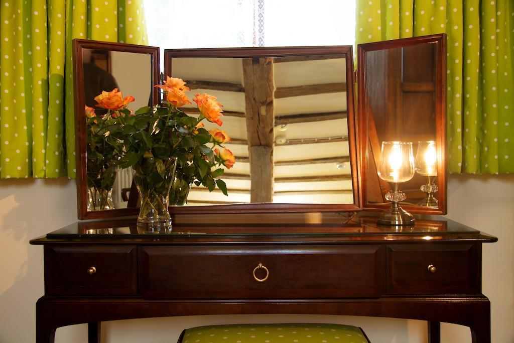 Colston Hall Farmhouse B&B แฟรมลิงงัม ห้อง รูปภาพ