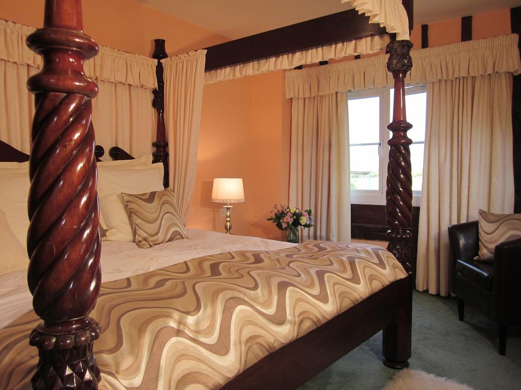 Colston Hall Farmhouse B&B แฟรมลิงงัม ห้อง รูปภาพ