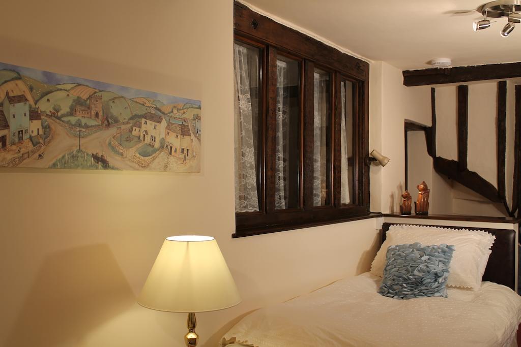 Colston Hall Farmhouse B&B แฟรมลิงงัม ห้อง รูปภาพ
